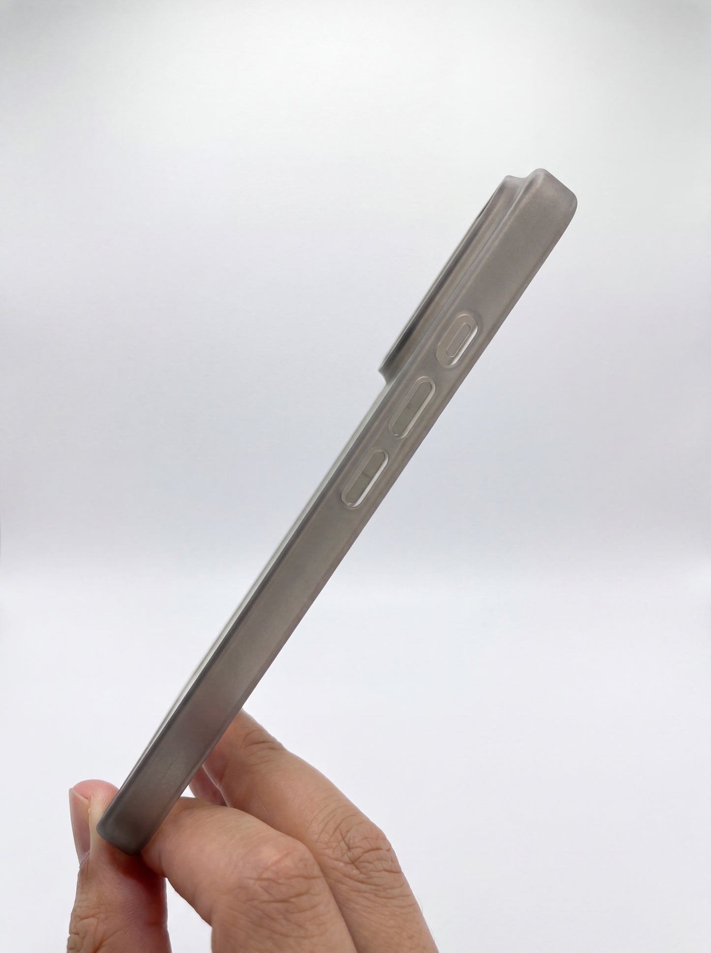Naked Matte Slim Case – Grey